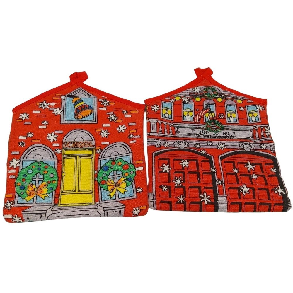 1992 VTG Set of 2 Christmas Firehouse & School Pot Holder (White Mark On School)